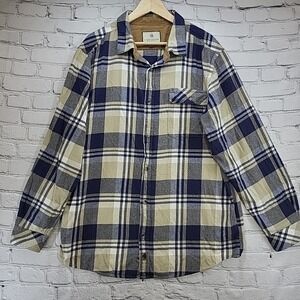 Legendary Whitetails Shirt Mens Sz XL Blue Cream Flannel Button Cotton Outdoor